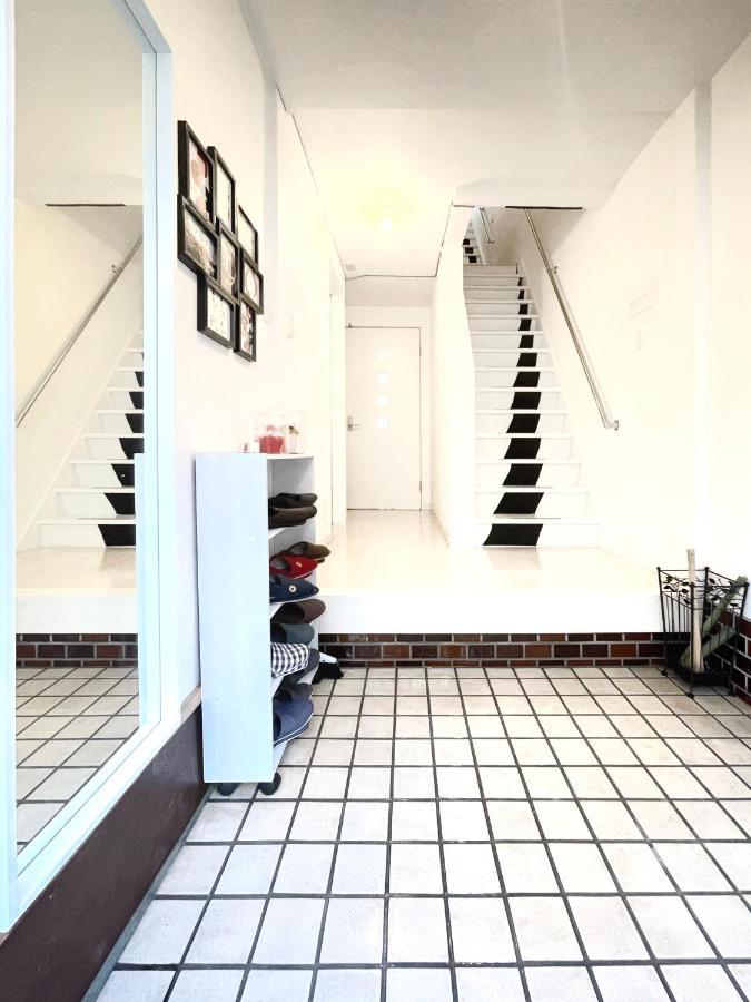 Guesthouse中道 Osaka Exteriör bild